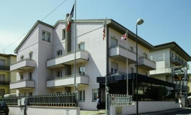 Hotel Prestige Lido di Camaiore Zewnętrze zdjęcie
