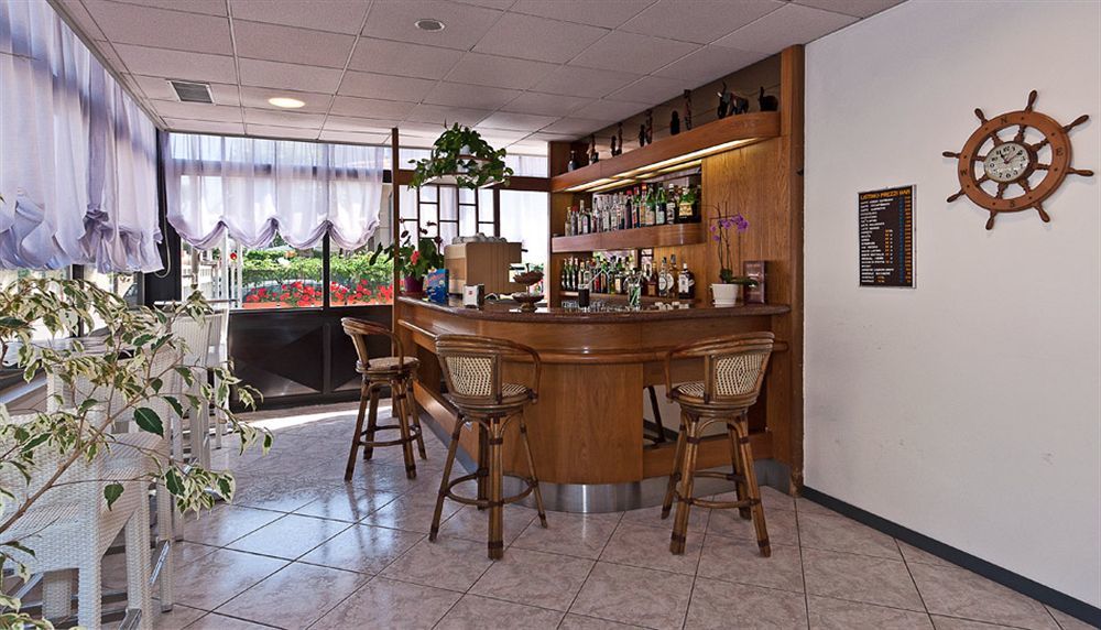 Hotel Prestige Lido di Camaiore Zewnętrze zdjęcie